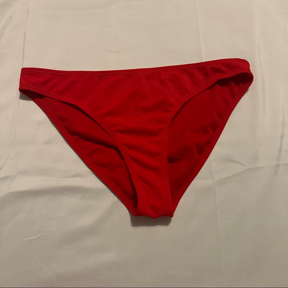 ✨SALE✨ California Waves Red Bikini Bottoms